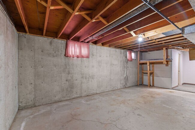Building Photo - 1721-1723 Dotsero Ave