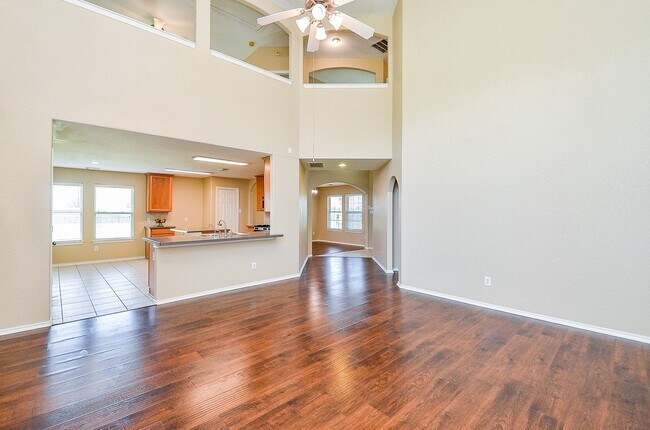 Building Photo - 6419 Bennington Springs Dr