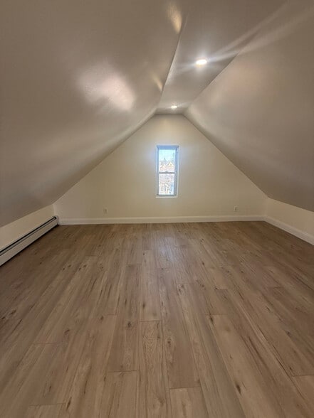 Building Photo - 9-01 150th St