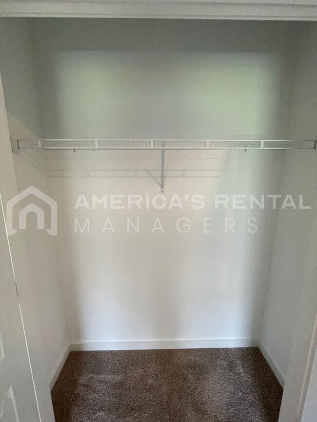 Building Photo - Home for Rent in Meridianville, AL!!! Avai...