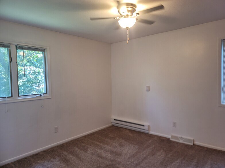 Building Photo - 6909 Nicollet Ave S