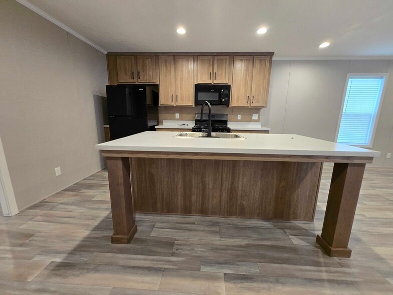 Building Photo - 29884 Jamestown Dr