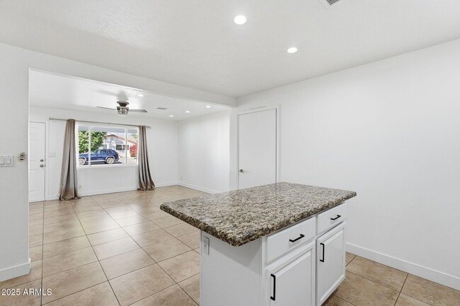 Building Photo - 7921 E Willetta St