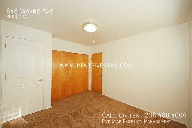 Building Photo - 848 Wayne Ave