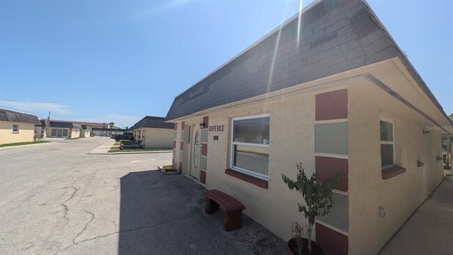 Building Photo - 4926 Getner St