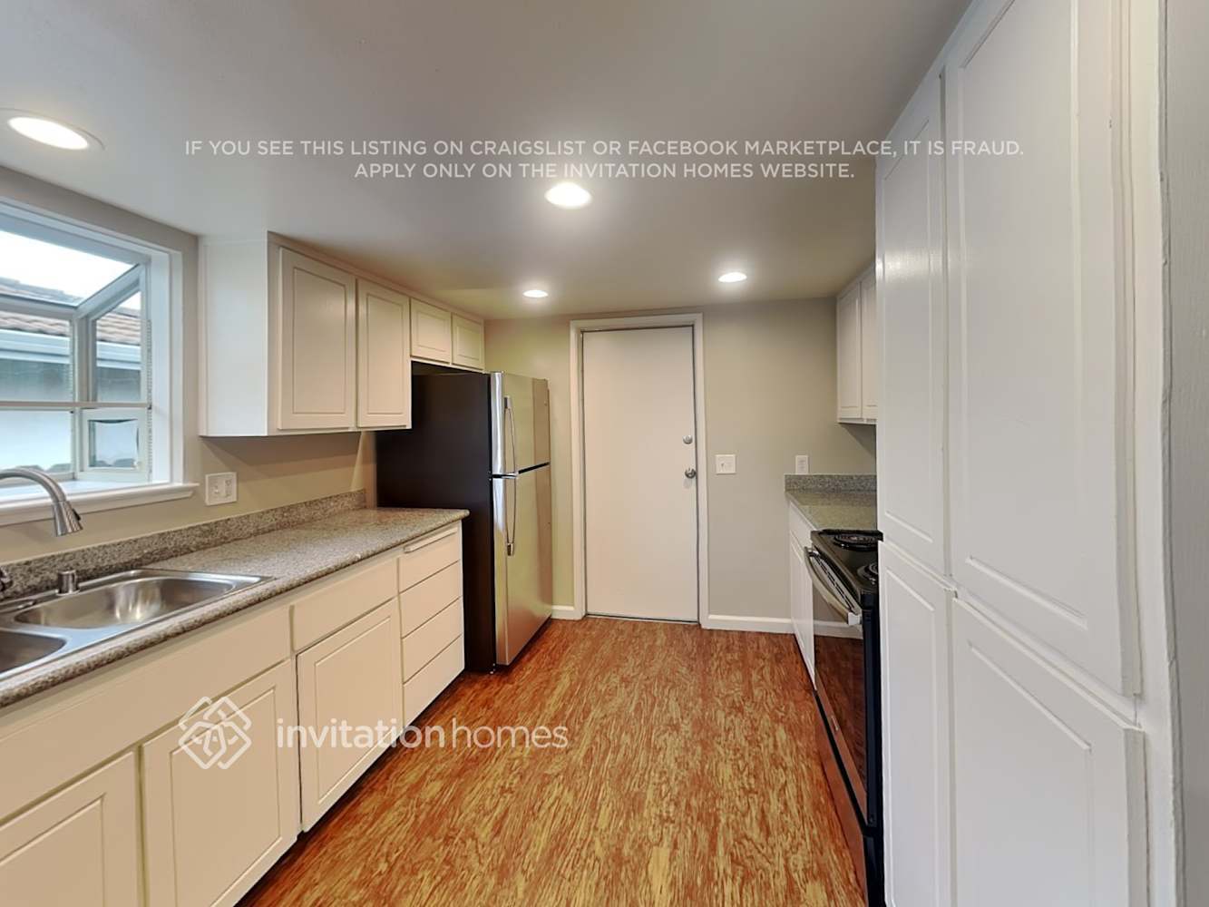 Building Photo - 1036 Breton Dr