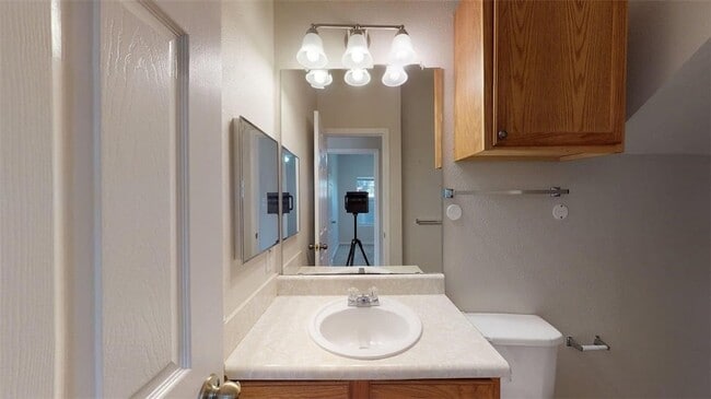 Building Photo - 1500 Maglothin Ct