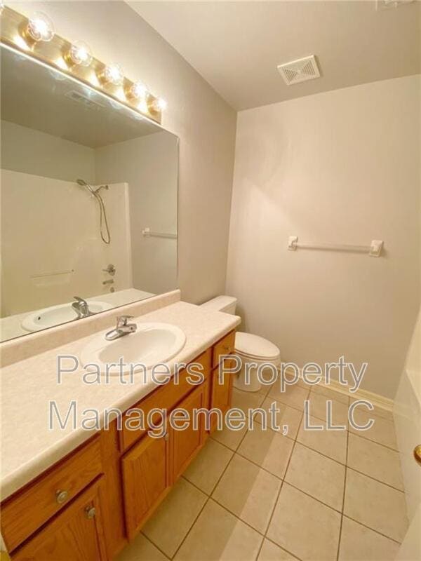 Building Photo - 1633 S Tally Ho Dr