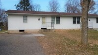 Building Photo - 2 Bedroom Duplex