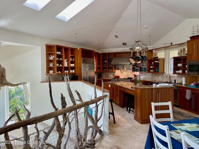 Building Photo - 3585 S Atlantic Ave