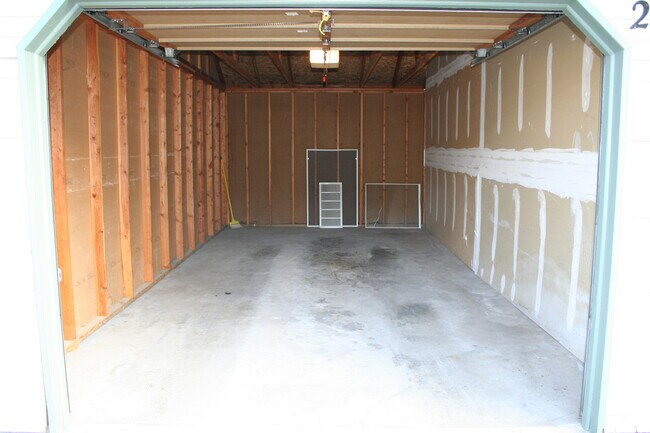 Building Photo - Beautiful 2 bed/2 bath condo in Hayden, ID...