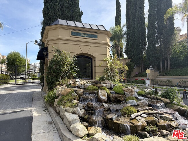 Building Photo - 4312 Park Verdi