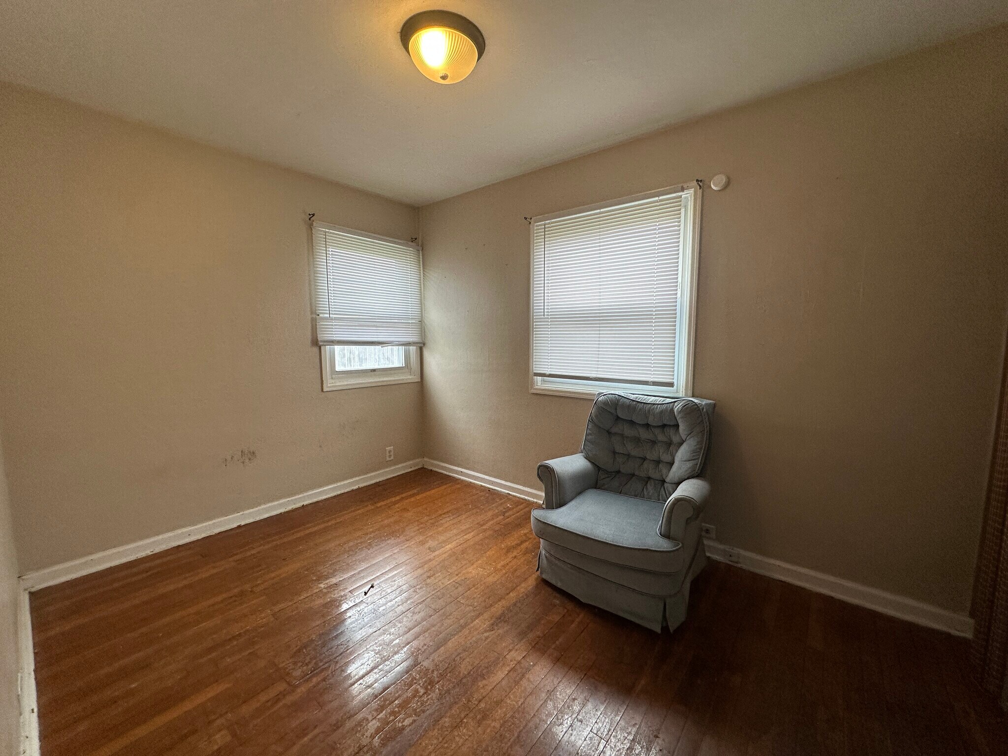 Building Photo - 930 Greenview Ave