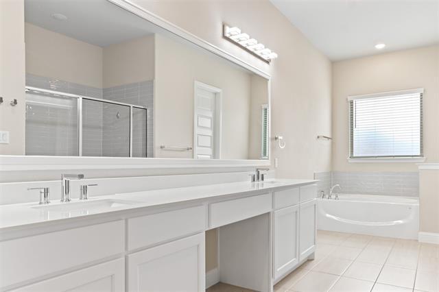 Building Photo - 4307 Curtiss Dr