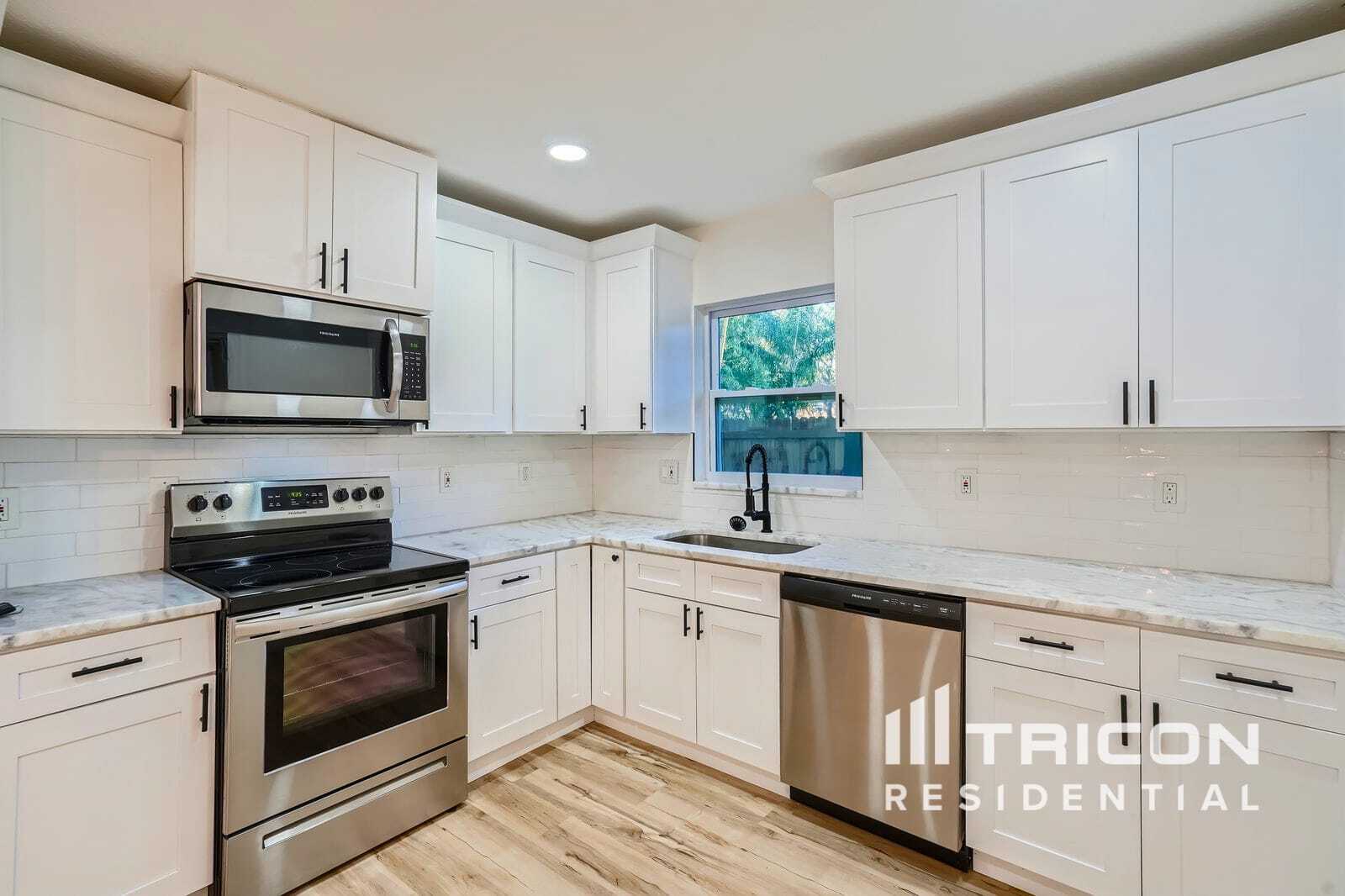 Building Photo - 2894 Cathy Ln