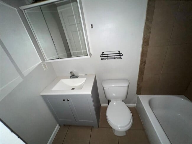 Building Photo - 8550 Valor Dr