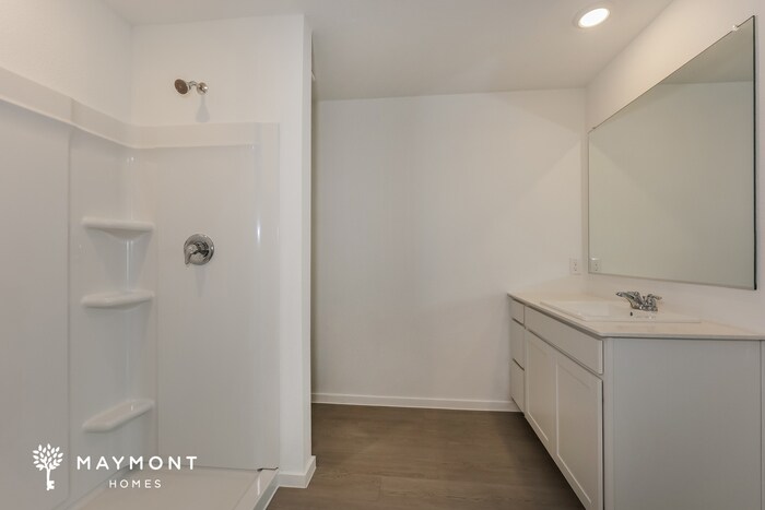 Building Photo - 925 Birkdale Dr