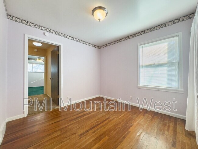 Building Photo - 2141 S 1700 E