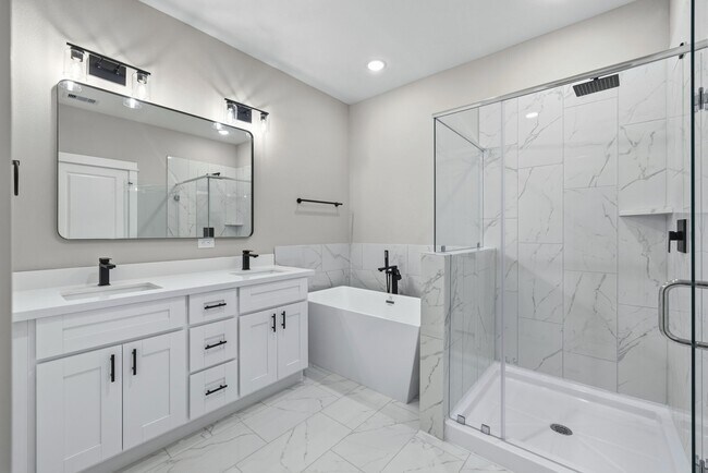 Building Photo - 412 Stonework Garden Ln