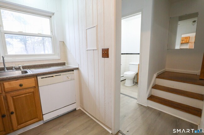 Building Photo - 1 Camelot Dr