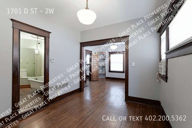 Building Photo - 1701 D St