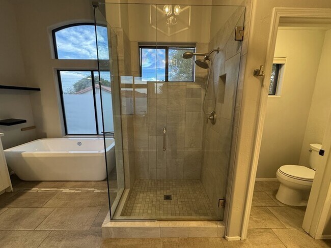 Building Photo - Marshall Ranch - Solar - Pool W/service included
