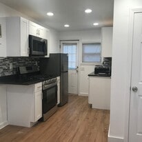 Building Photo - 95A Beacon St