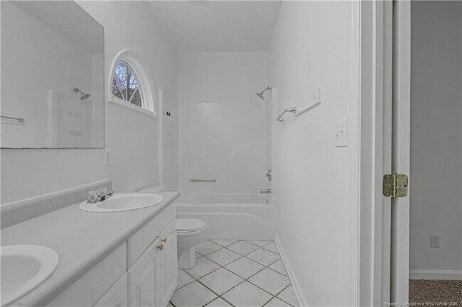 Building Photo - 42 Lotus Ln