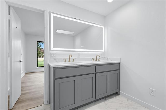 Building Photo - 1712 Poinciana Ln