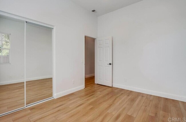 Building Photo - 774 Glenhart Pl