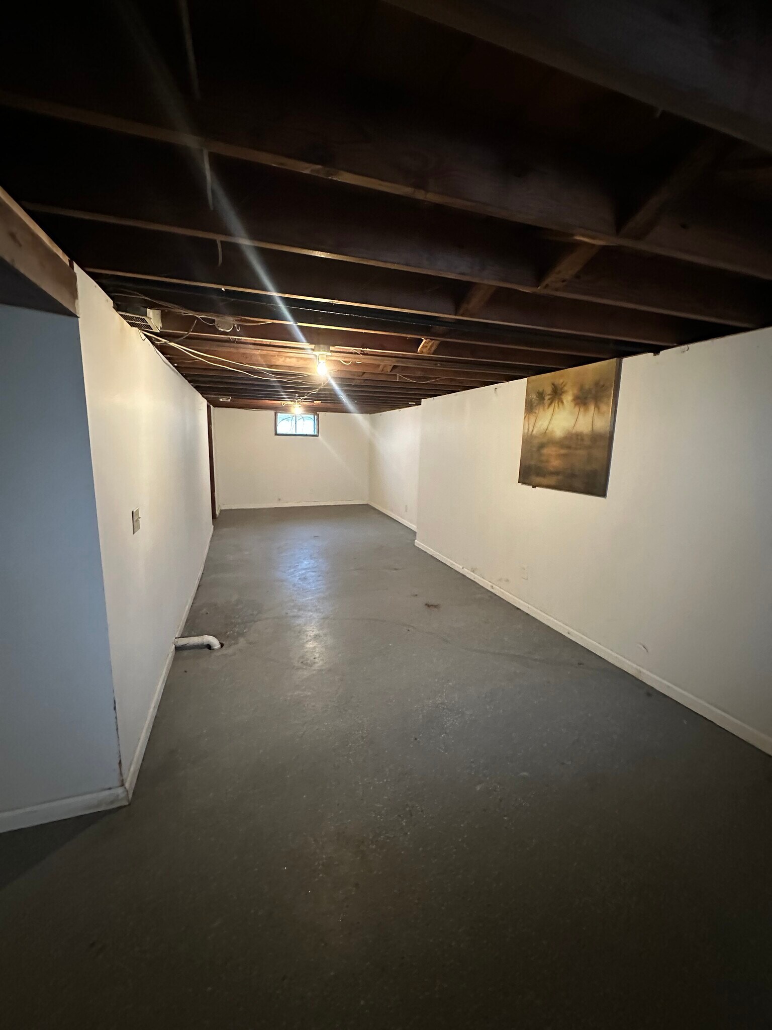 Building Photo - 2018 Raven Dr