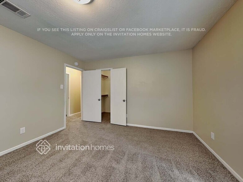 Building Photo - 3802 Highfalls Dr