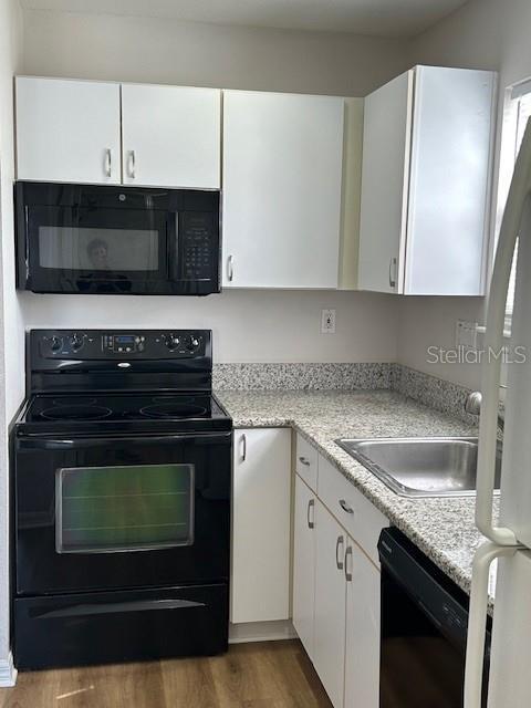 Building Photo - 602 Canne Pl