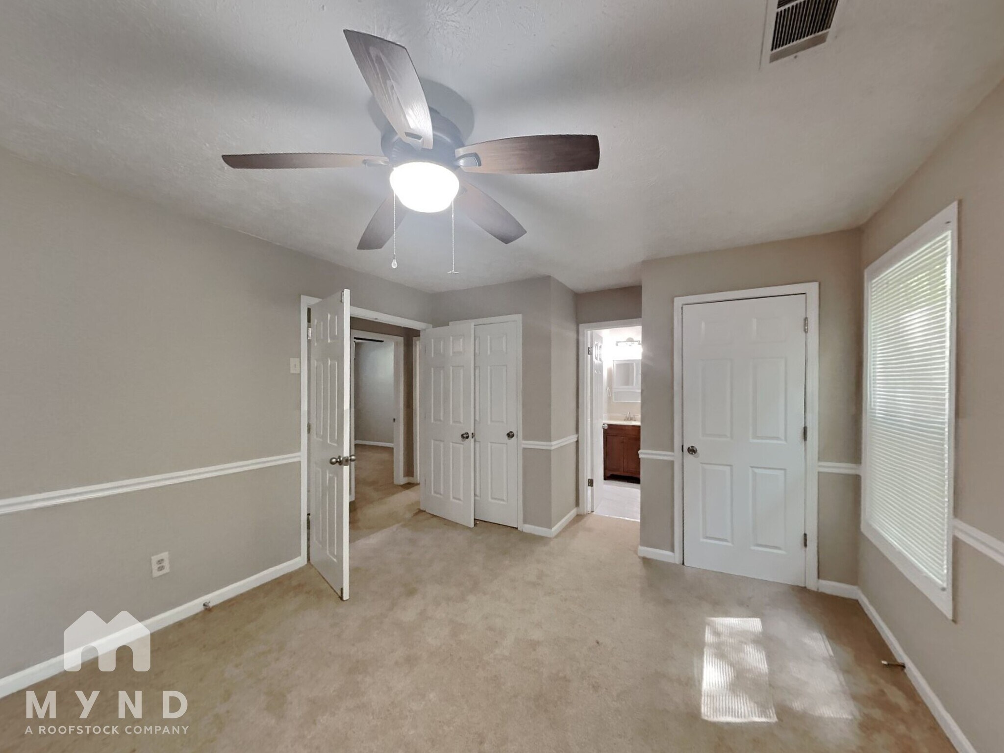 Building Photo - 3004 Cardinal Dr