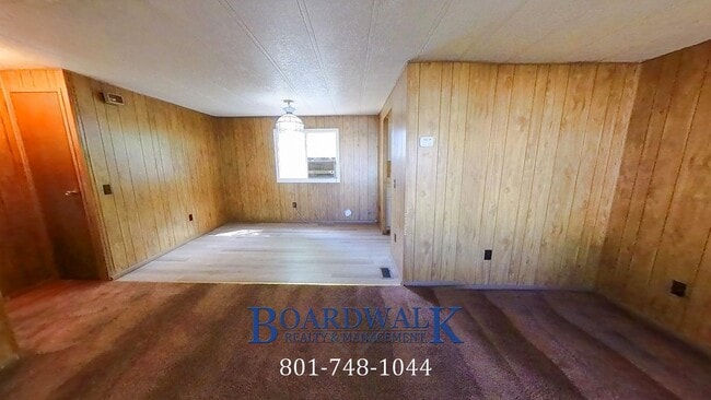 Building Photo - Marvelous Mobile Home in PG!