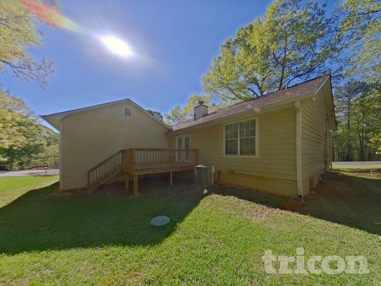 Building Photo - 4396 Central Church Rd