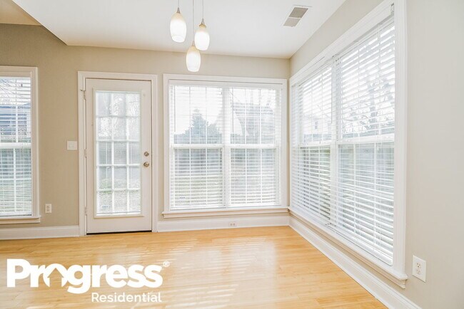 Building Photo - 2129 Kenowick Ct
