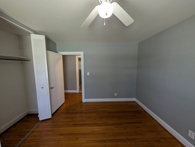 Building Photo - 3 Bedroom, 1.5 Bath Home with HVAC & Fenced Backyard