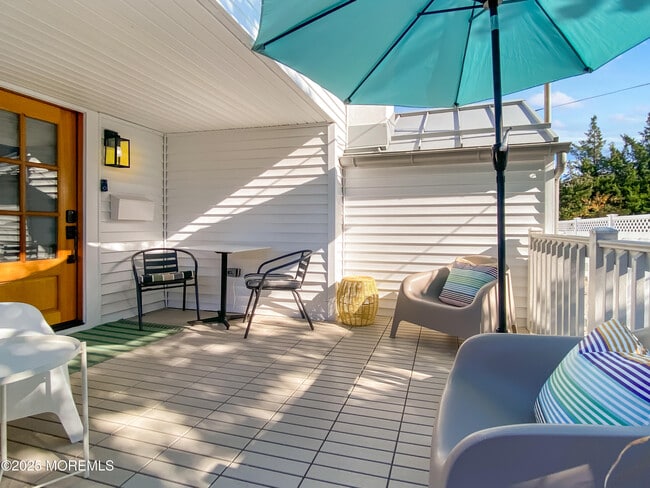 Building Photo - 110 Curtis Pl