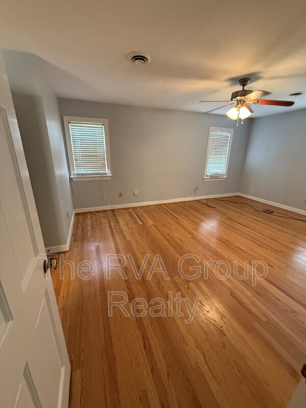 Building Photo - 10075 Aragon Dr