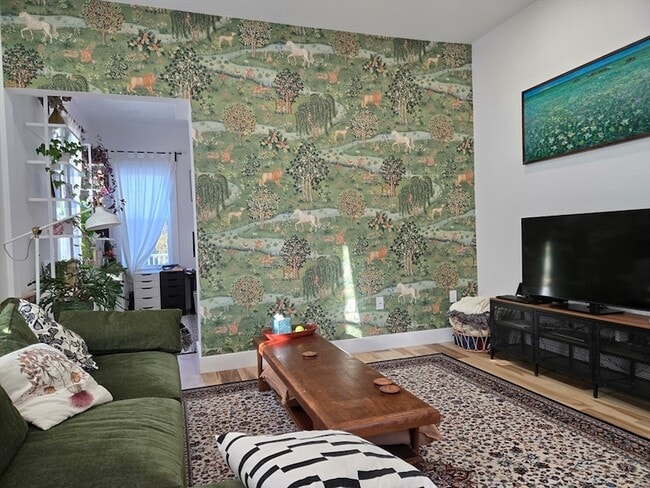 Building Photo - 84 Dudley St