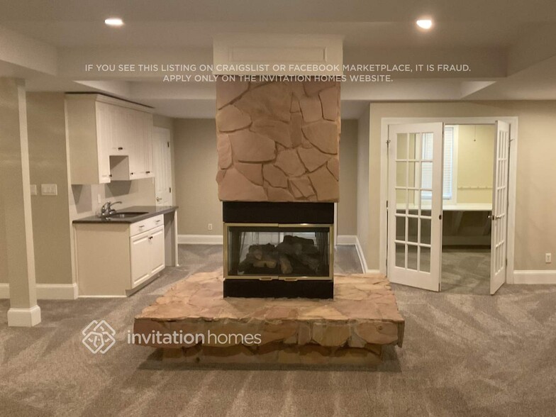 Building Photo - 4148 Old Course Dr