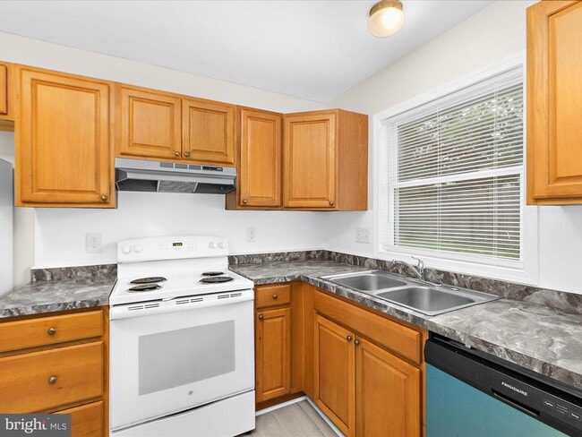 Building Photo - 7822 Citadel Ct