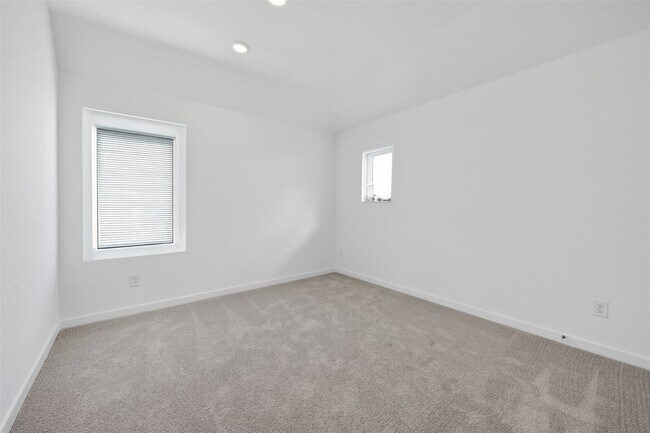 Building Photo - 21619 Colonial Medow Creek Trl