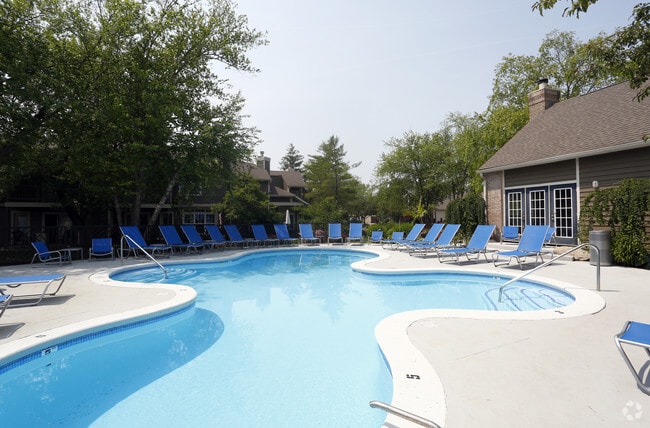 Newly renovated salt water pool! - The Spring Waterside Luxury Apartments