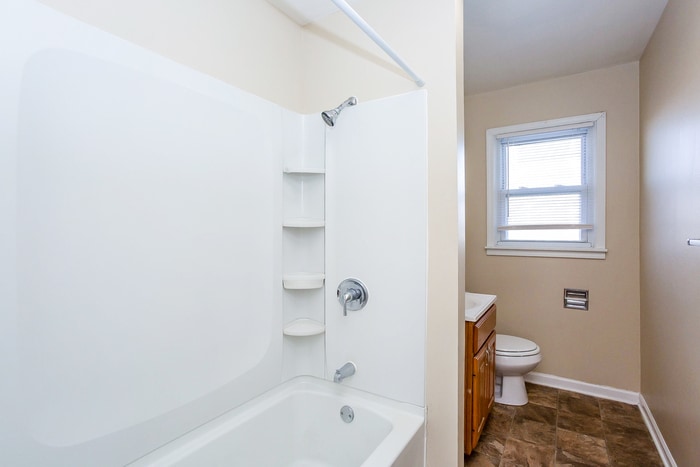 Building Photo - 9050 E 206th St