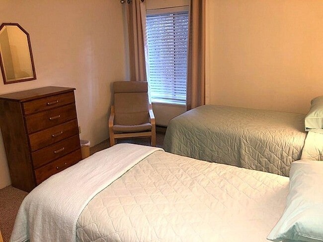 Building Photo - Quiet, Furnished 2BR Retreat – Ideal for R...