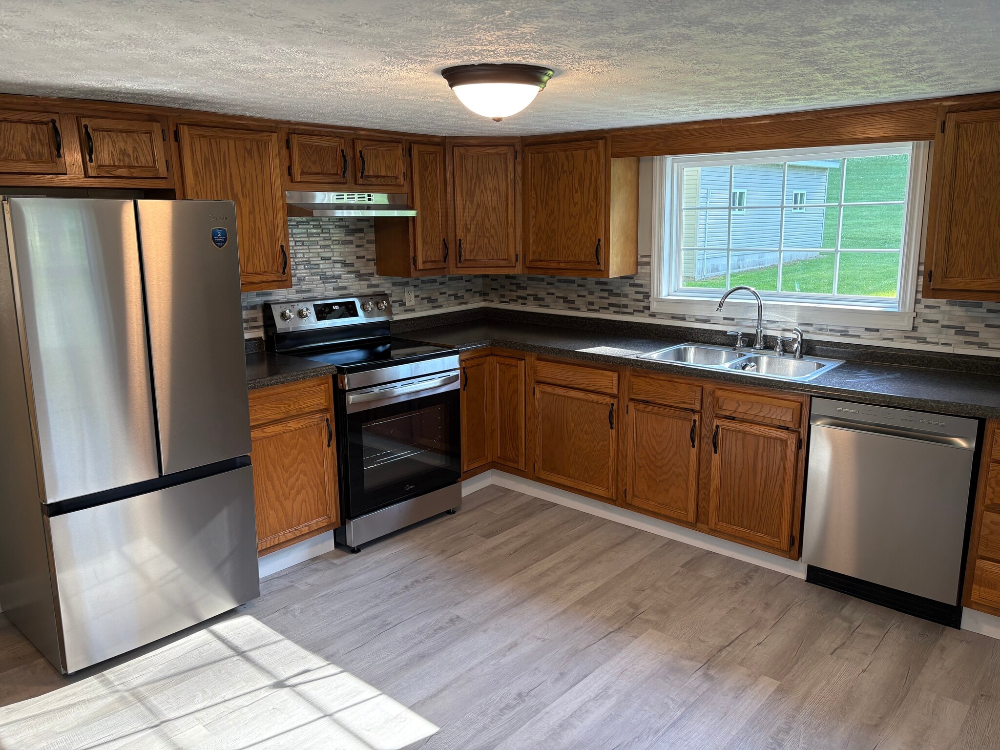 Brand new stainless appliances - 9603 Alley Branch Rd
