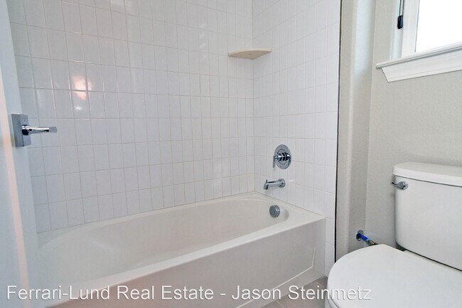 Building Photo - 3 br, 3 bath House - 280 Starboard