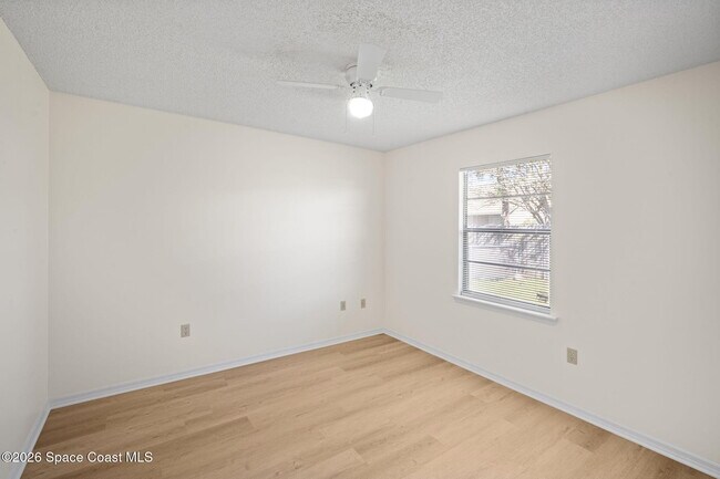 Building Photo - 1780 Stewart Pl